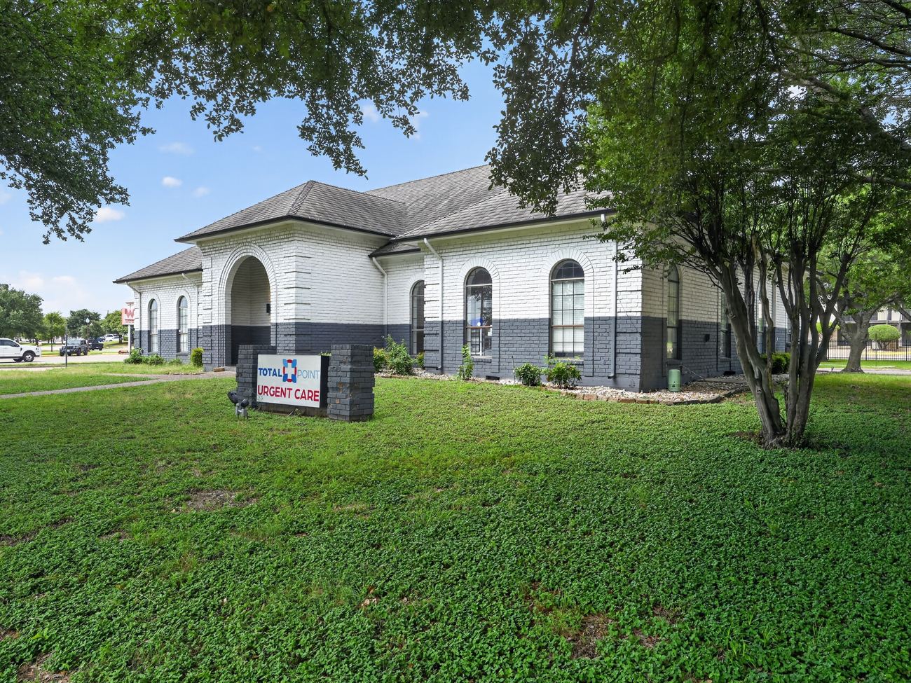 Exterior of 108 Erwin Drive, Ennis, Texas