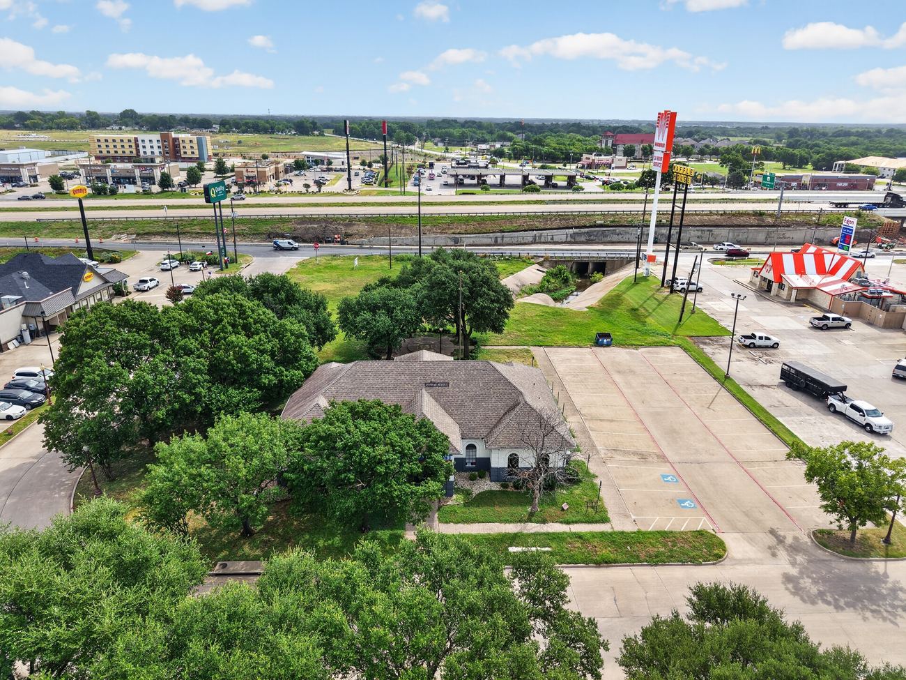Exterior of 108 Erwin Drive, Ennis, Texas