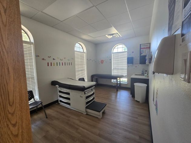 Interior of 108 Erwin Drive, Ennis, Texas