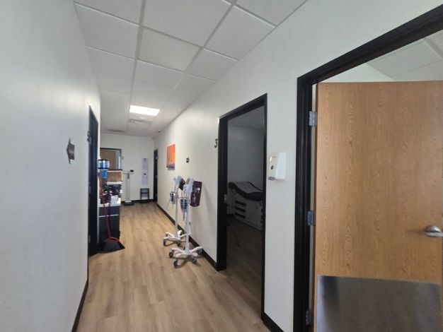 Interior of 108 Erwin Drive, Ennis, Texas