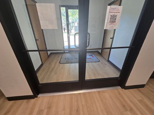 Interior of 108 Erwin Drive, Ennis, Texas