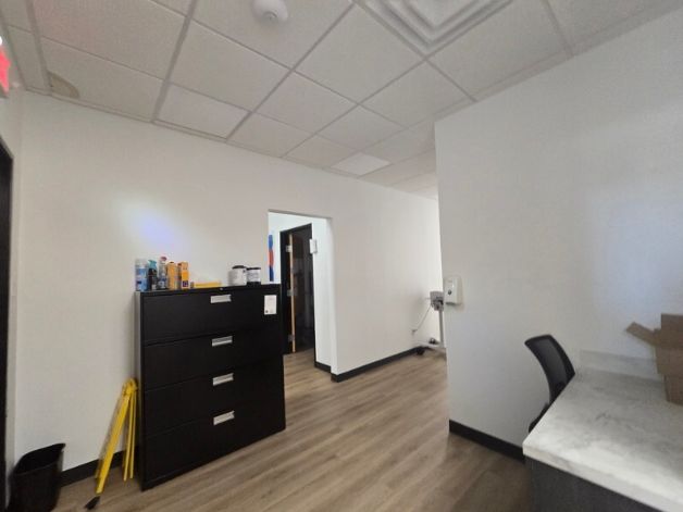 Interior of 108 Erwin Drive, Ennis, Texas