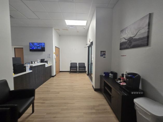 Interior of 108 Erwin Drive, Ennis, Texas